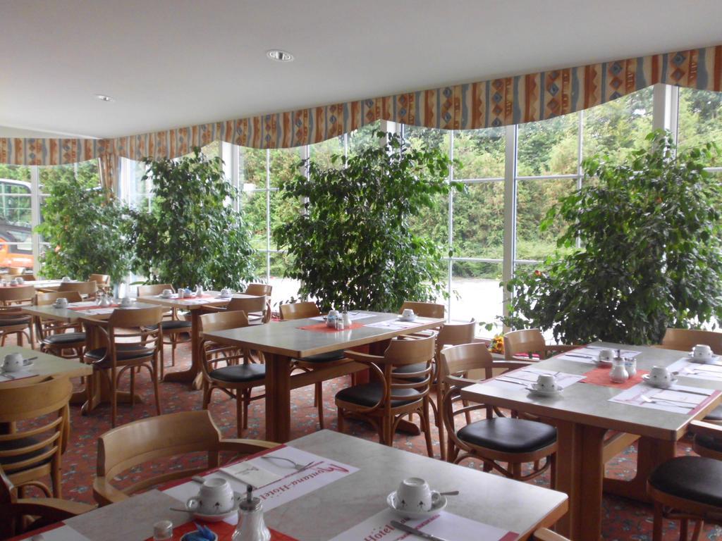 Hotel Montana Lauenau Екстер'єр фото