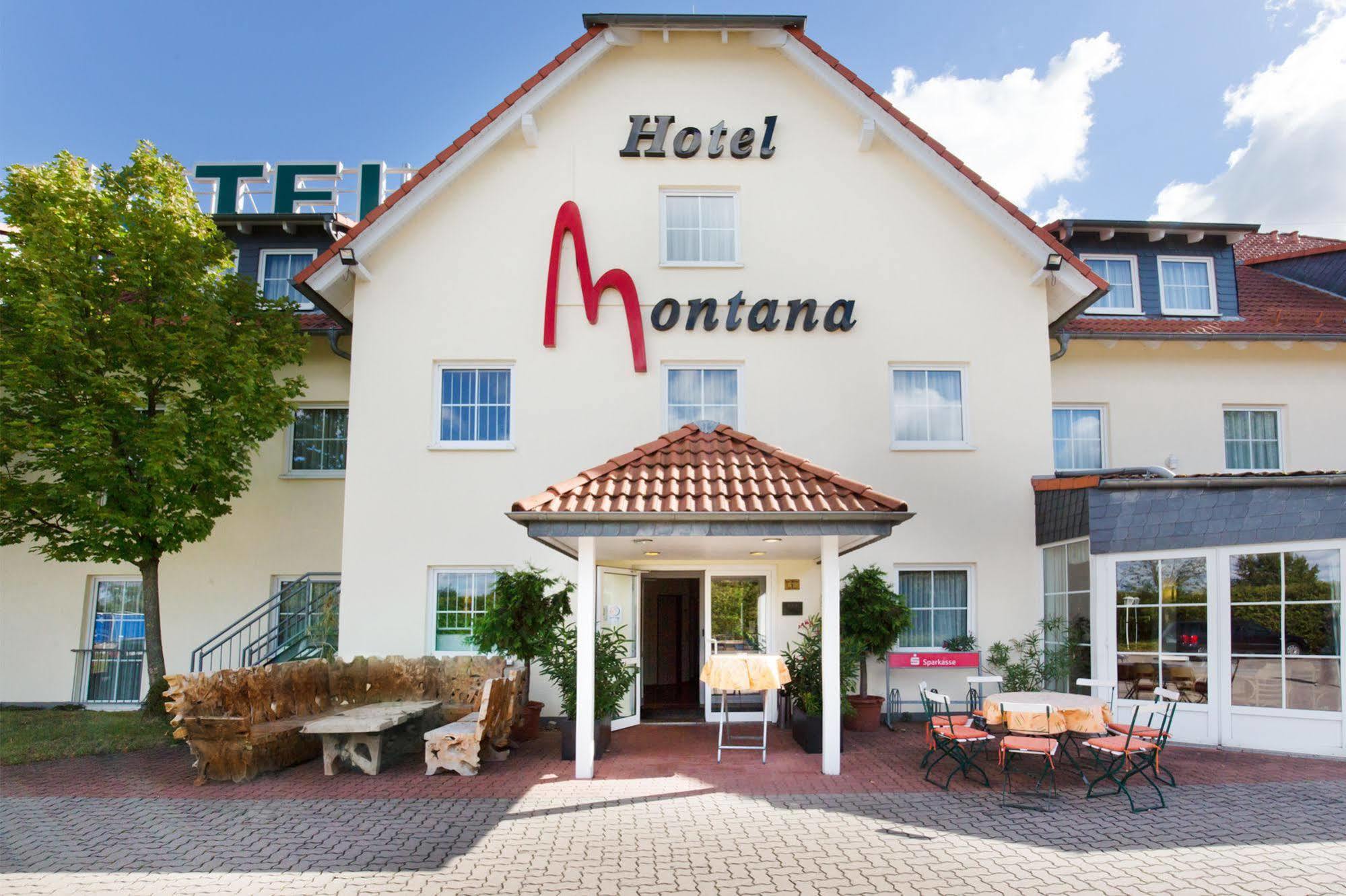 Hotel Montana Lauenau Екстер'єр фото